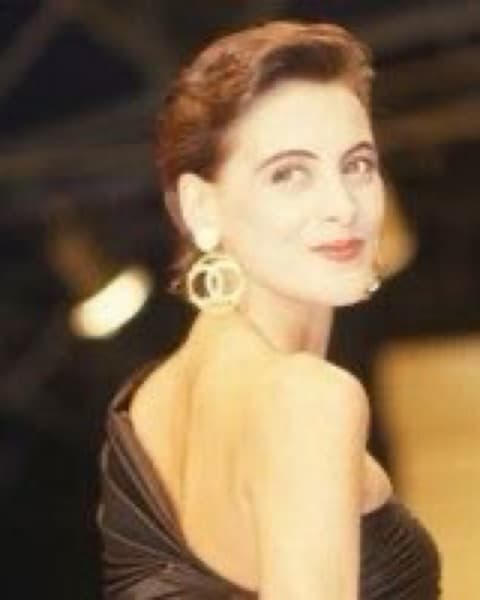 Chanel Vintage 80s Jumbo Logo Earrings  - Image 4