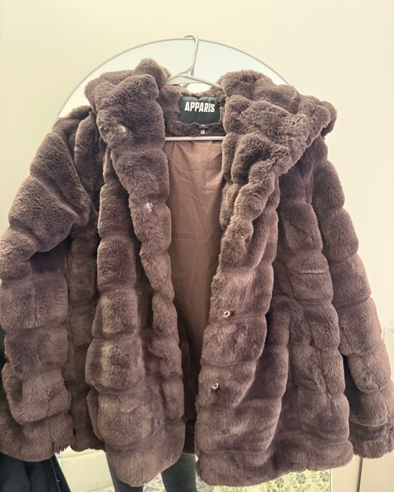 Apparis Women’s Faux Fur Jacket  - Image 4