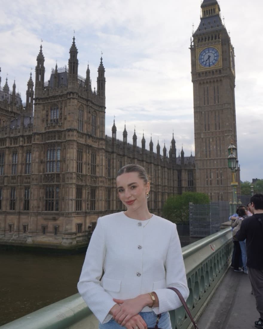 White Twill Weave Buttoned Blazer - Image 3