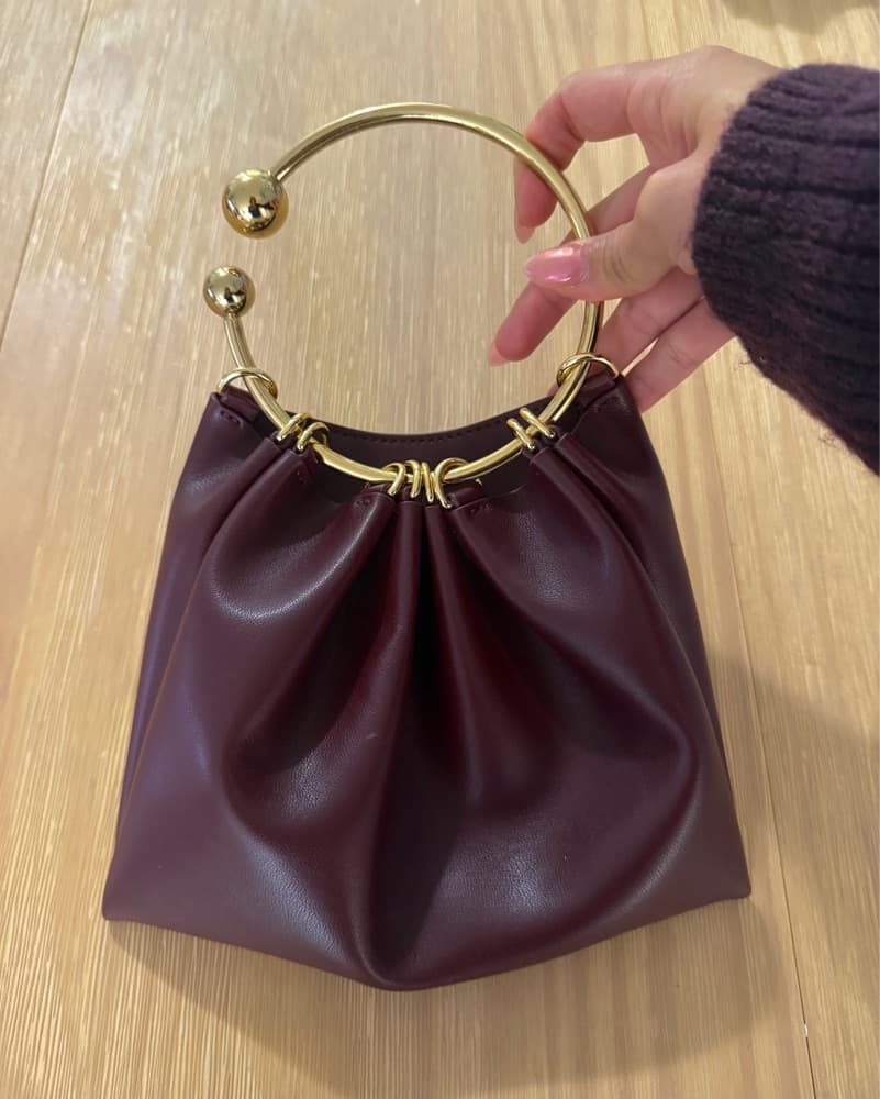 Verafied Ring Handle Bag in Burgundy - Image 4
