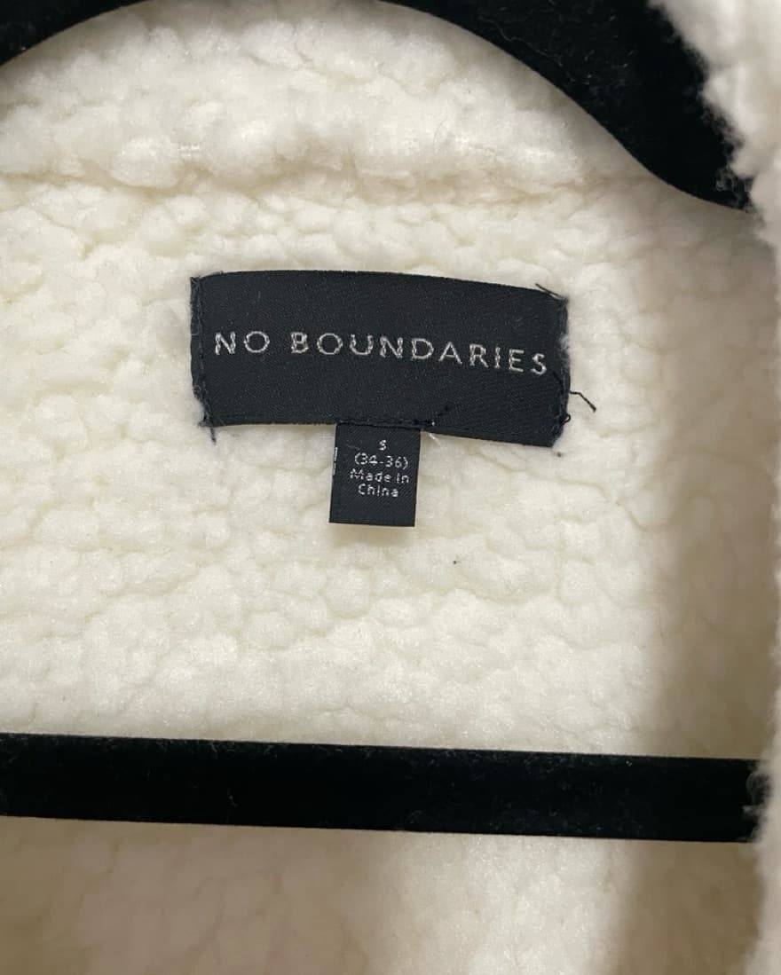 Fuzzy Chic Faux White Cream Fur Jacket - Image 5