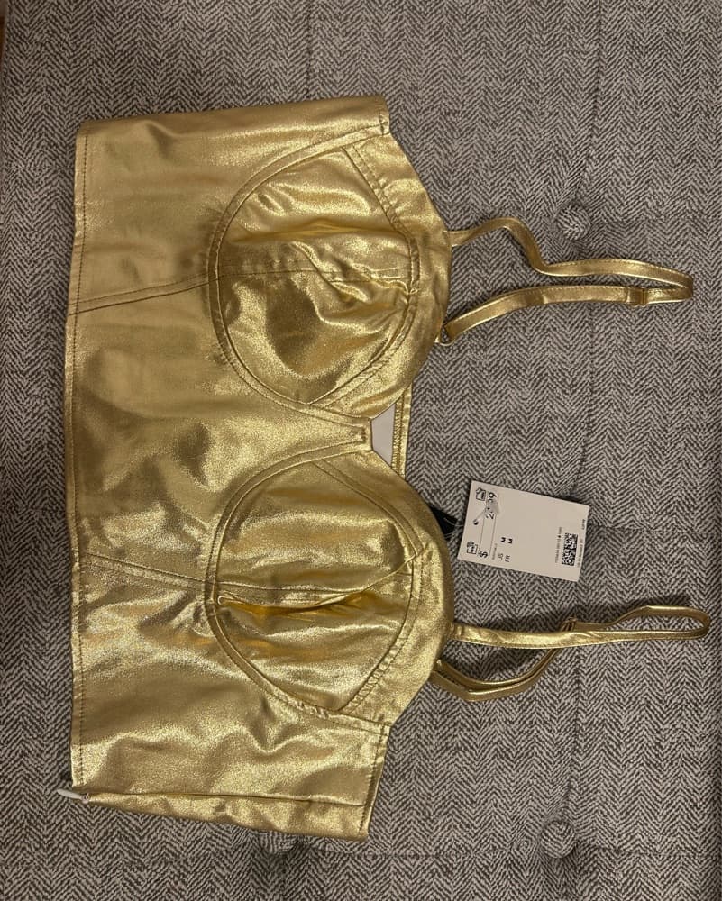 Shimery Gold Top  - Image 1