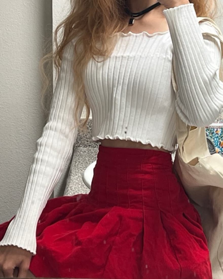 White, Red And Black Outfit - Image 1