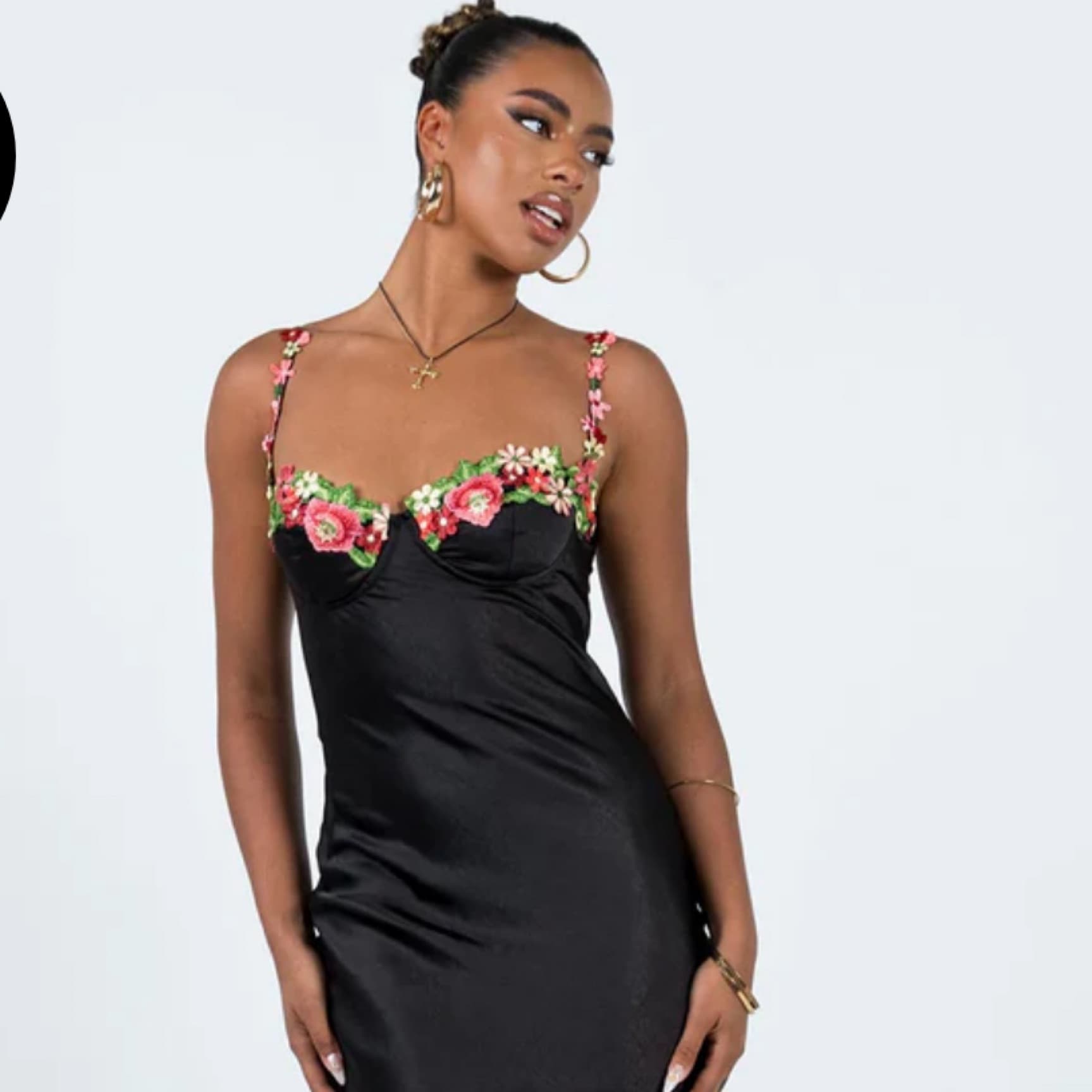 FLORAL DERAIL KENZIE MAXI DRESS BLACK - Image 2