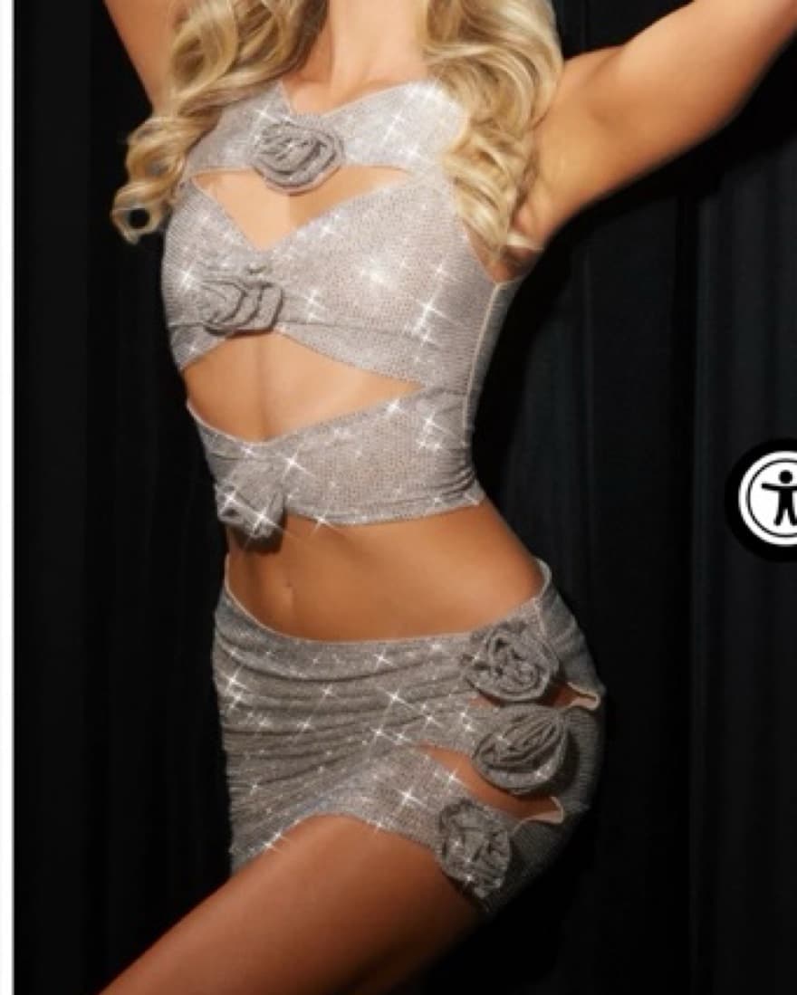 Crystal Flower Cutout Mini Two Piece Set - Image 3