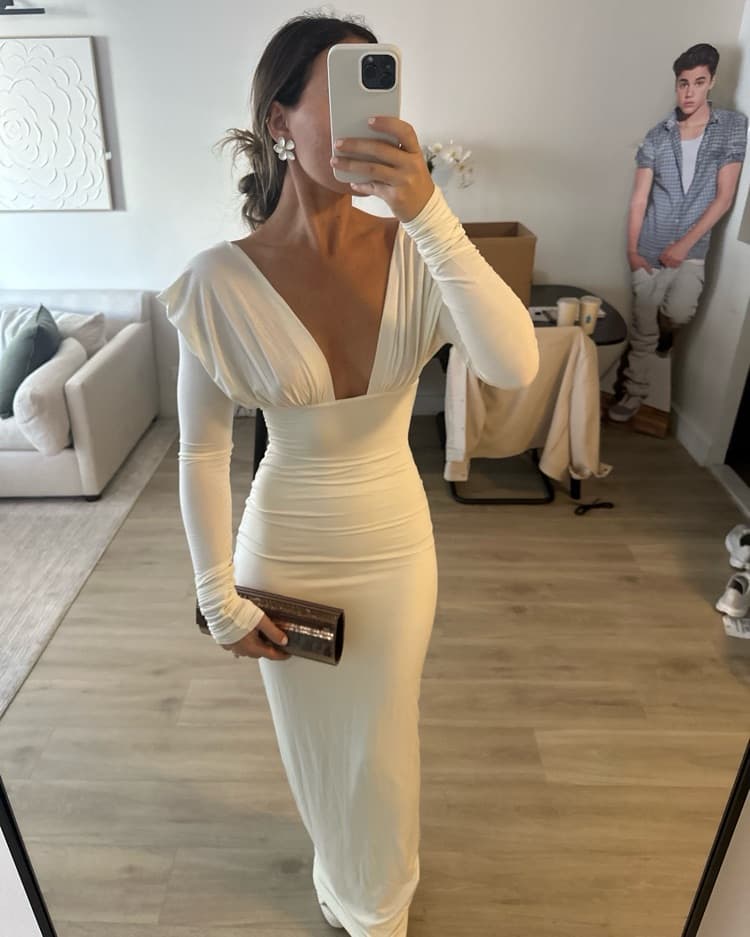 Helsa Jersey V Maxi Dress - Image 3