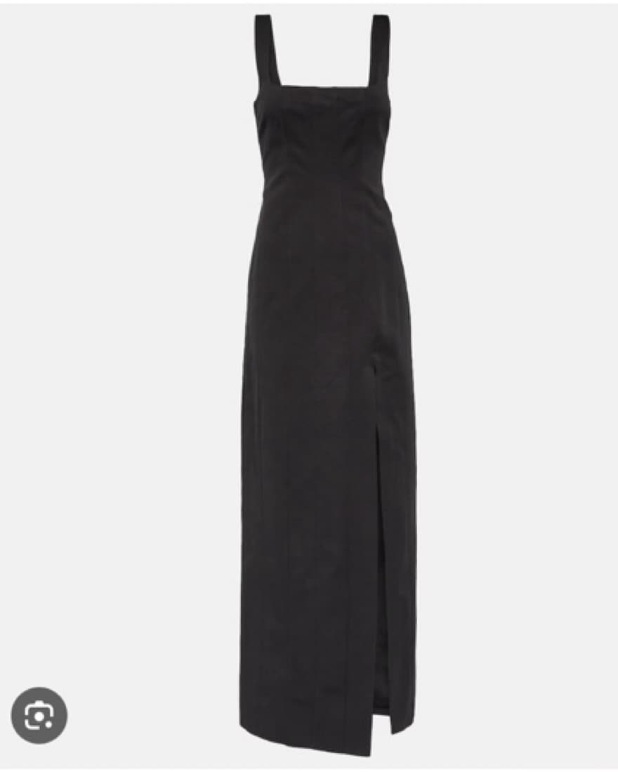 Black Gown  - Image 2