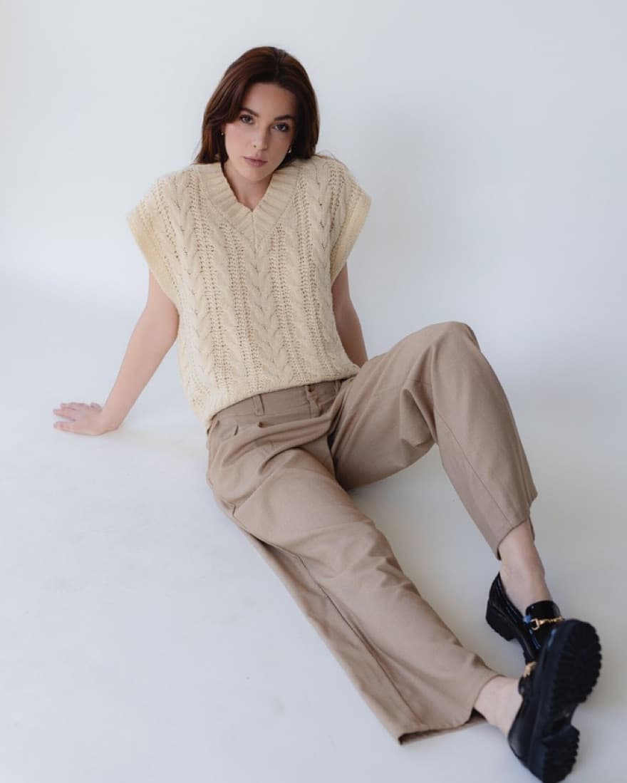 Sweater Vest White - Image 3