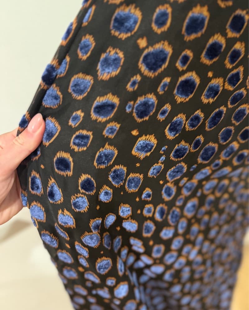 Textured Blue Animal Print Maxi Dress - Image 4