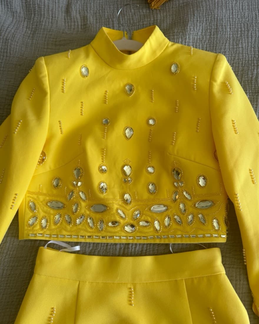 Beautiful Yellow Stoned Set  - Image 2