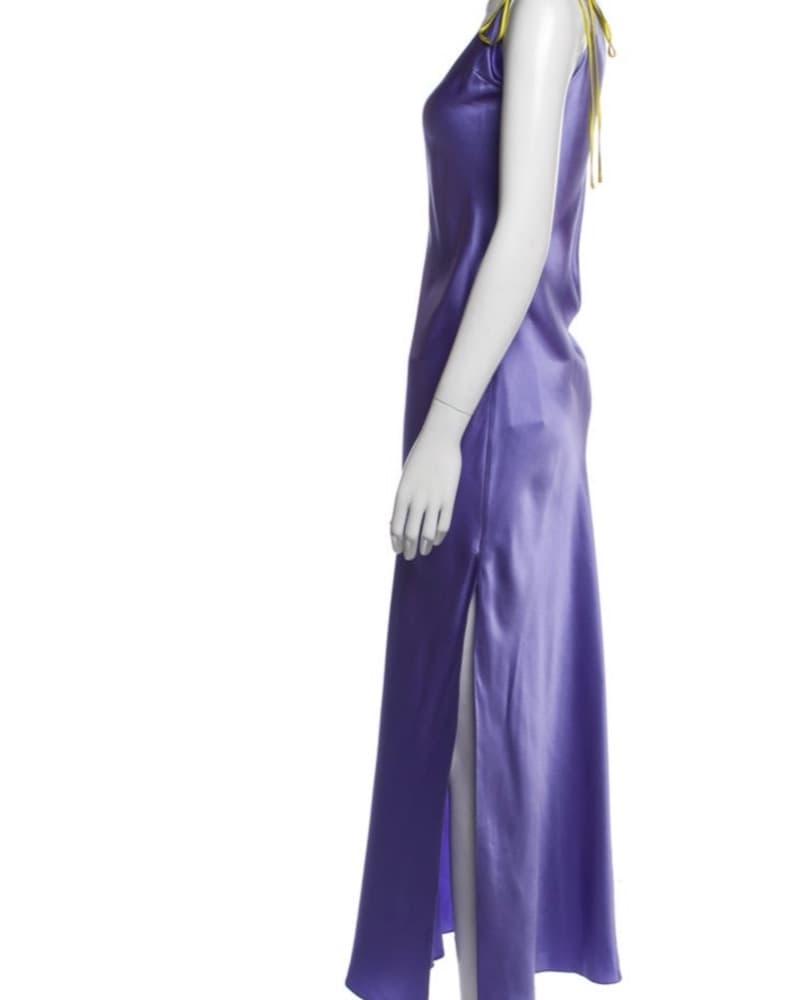 Luxurious Purple Midi Dress - Image 4