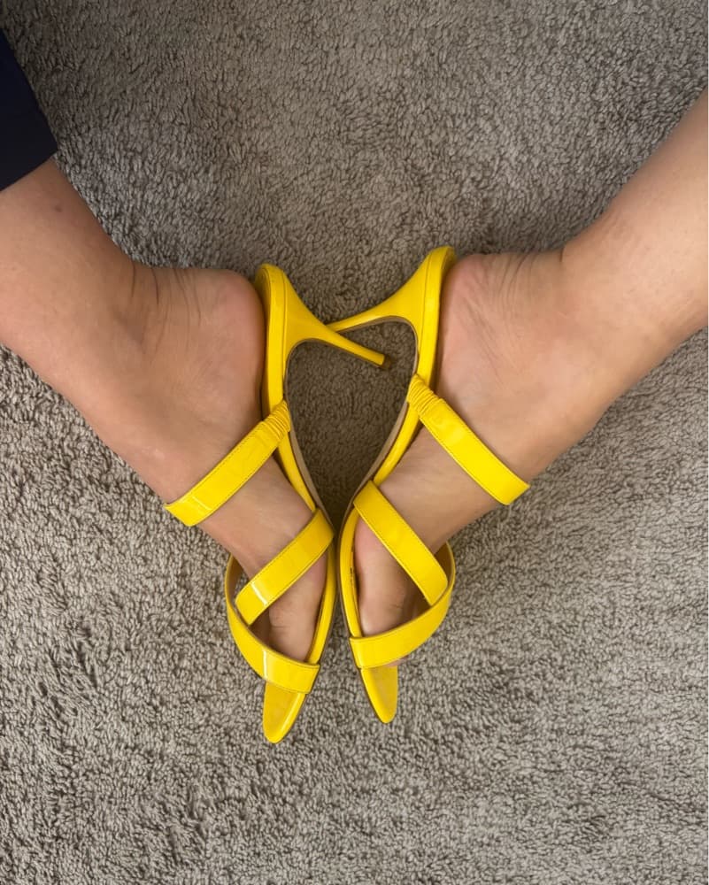 Vibrant Yellow Strappy Sandals - Image 4