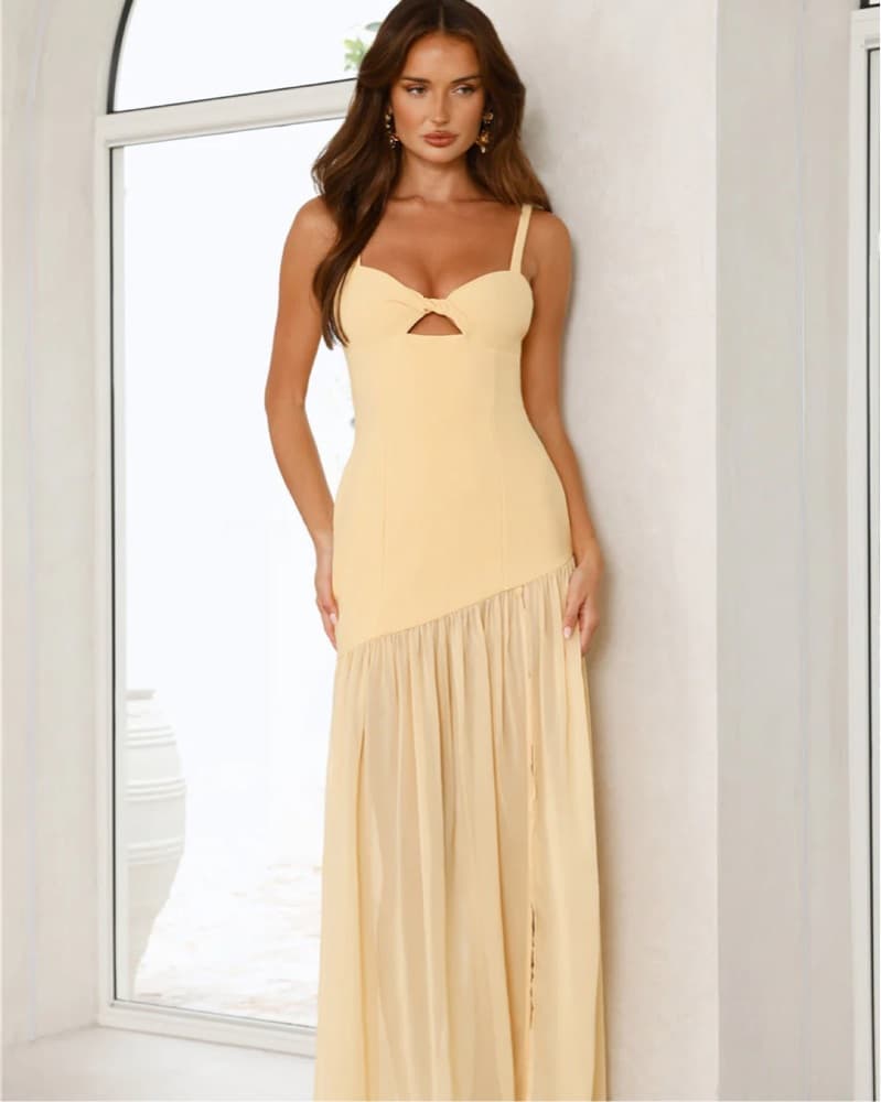 Elegant Backless Maxi Dress - Image 1