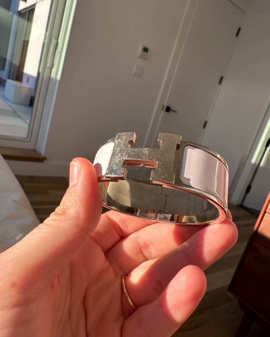 Hermes Clic Clac H Bracelet In White - Image 1