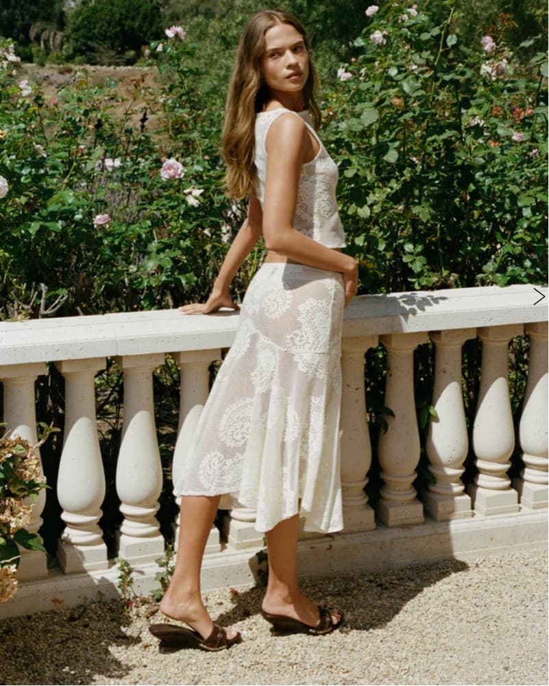 With Jéan Maeve Midi Skirt | White Lace  - Image 3