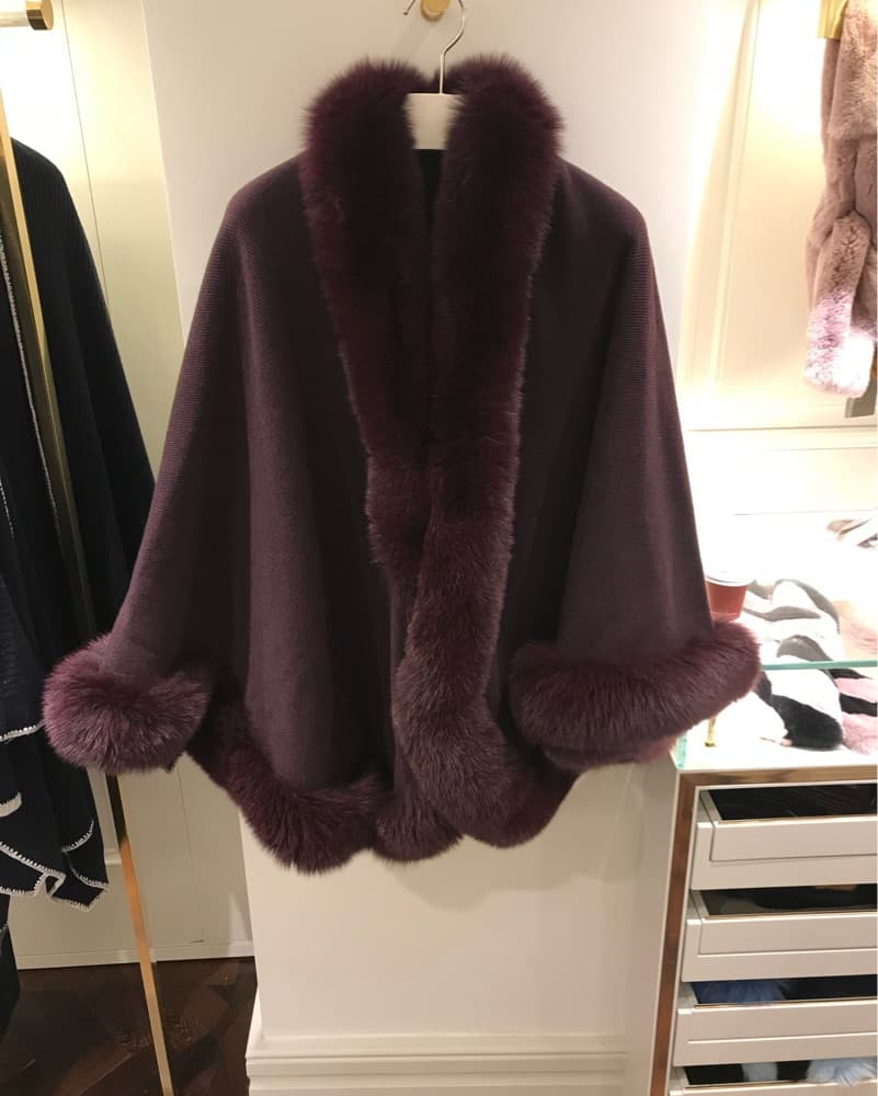 N Peal Cashmere Fox Fur Trimmed Cape - Image 2