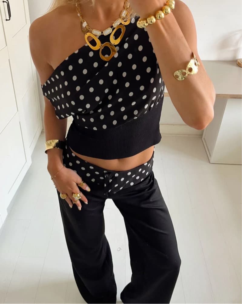 Design By Si Polka Dot Set - Image 1