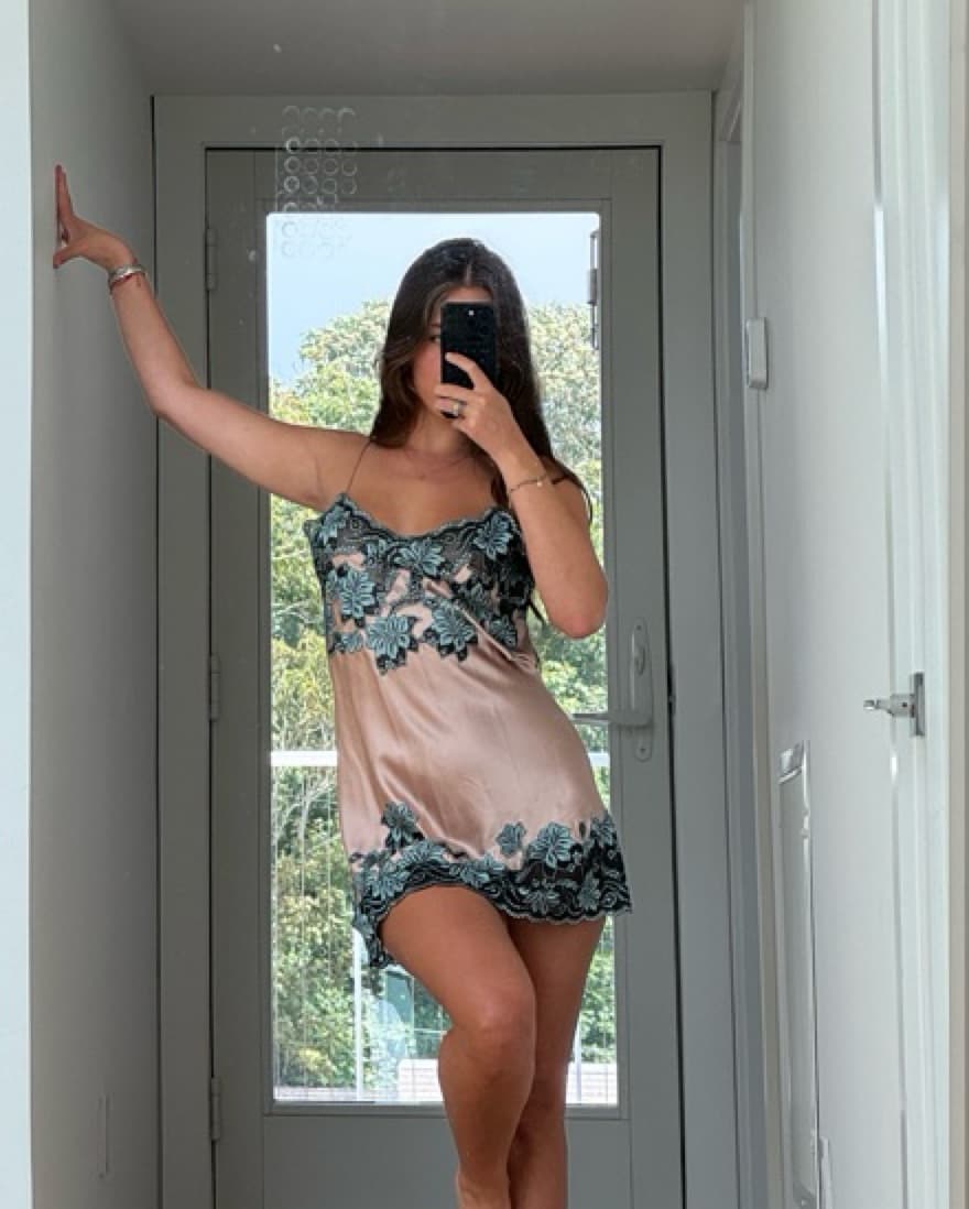 90’s Vintage Silk Slip Mini Dress - Image 4
