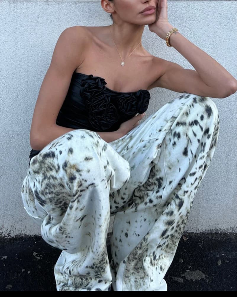 Snowleopard Horseshoe Jeans  - Image 2