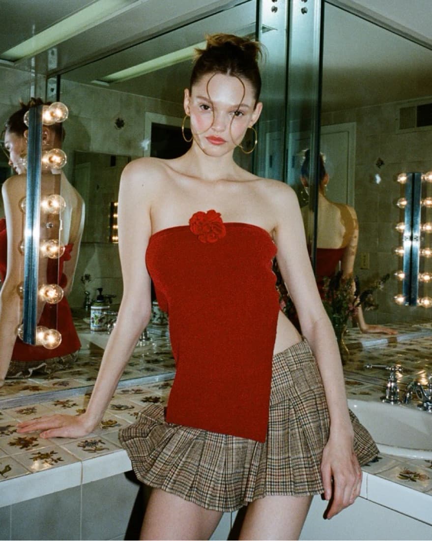 With Jean Red Rose Belle Top - Image 1