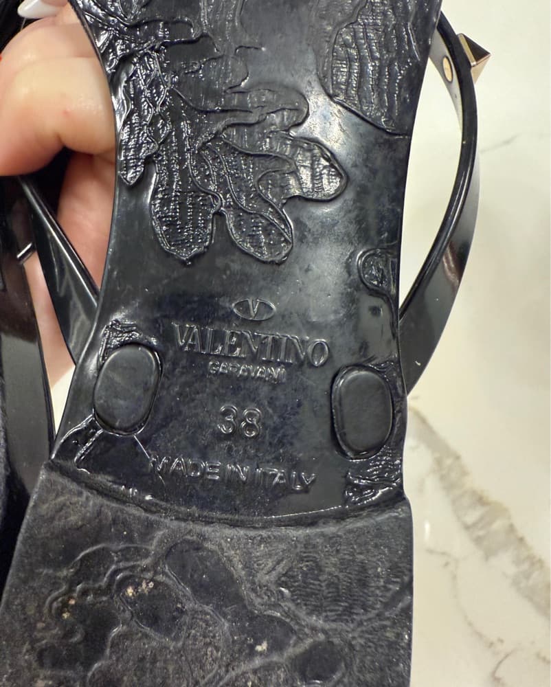 Valentino Rockstud Flip Flop Sandals - Image 5