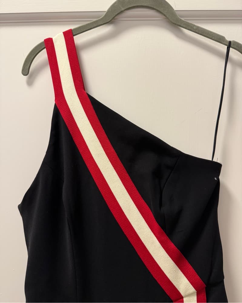 C/MEO Collective One Shoulder Gown - Image 4