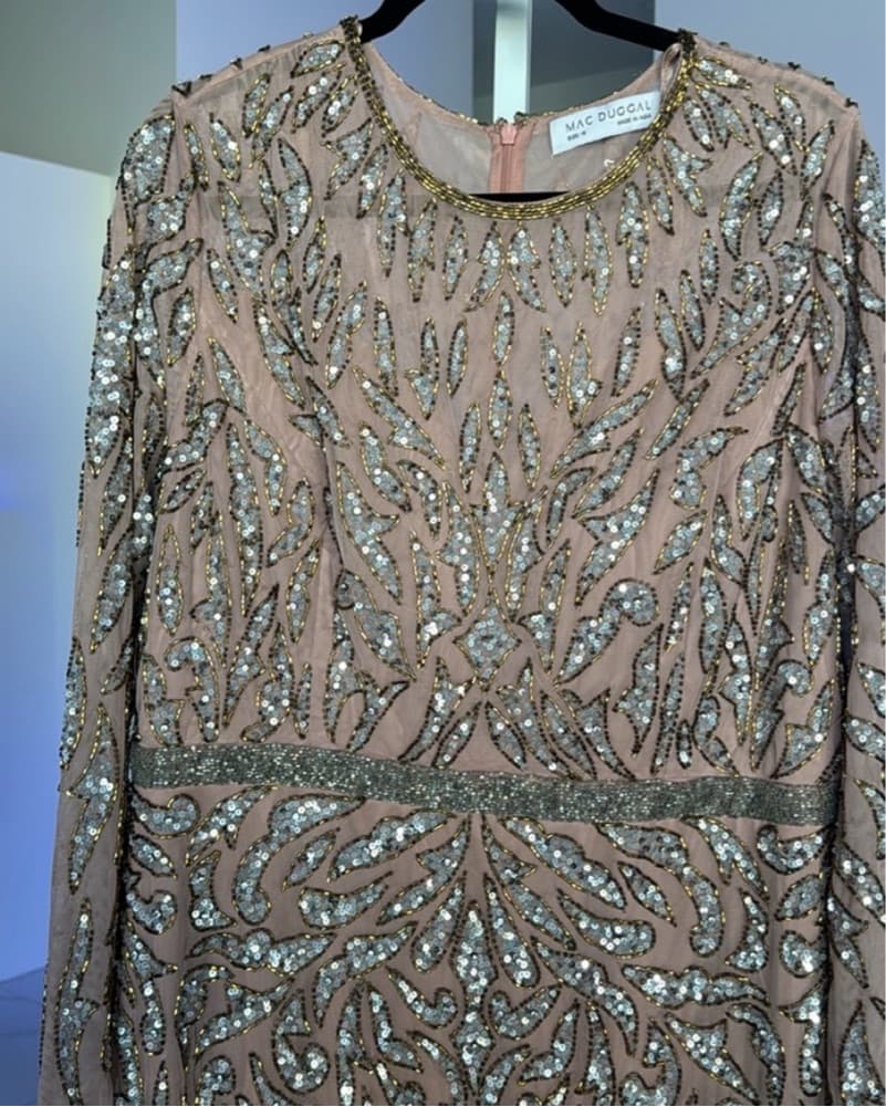 Glamorous Sequined Cocktail Dress - Image 3