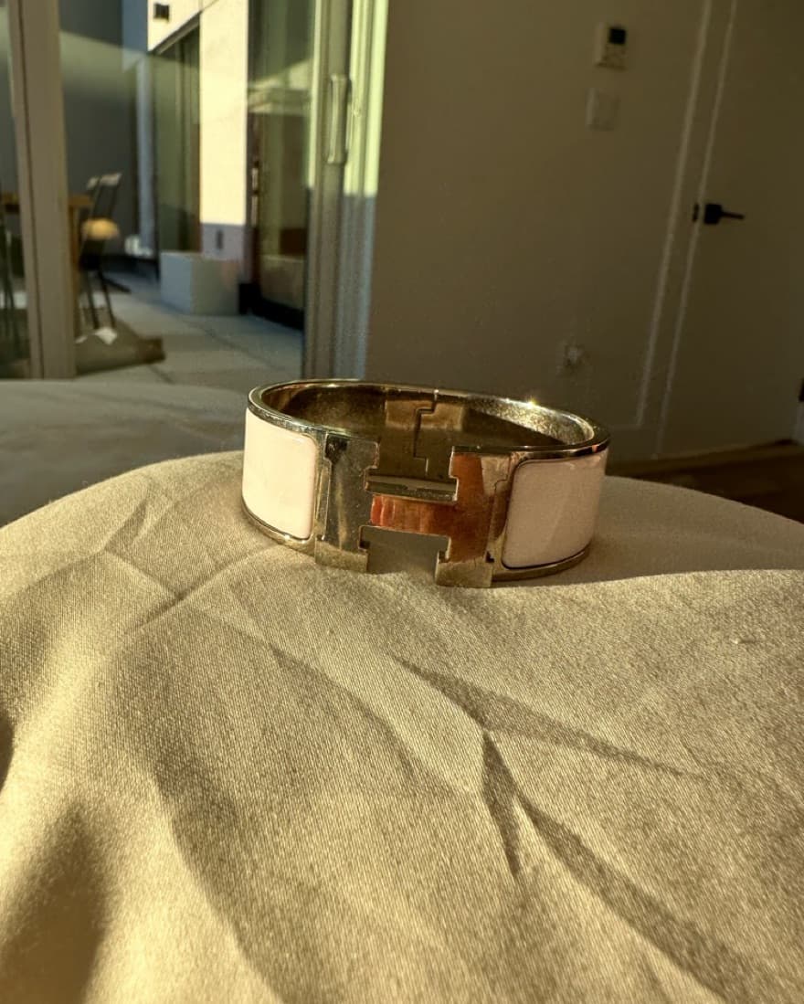 Hermes Clic Clac H Bracelet In White - Image 2