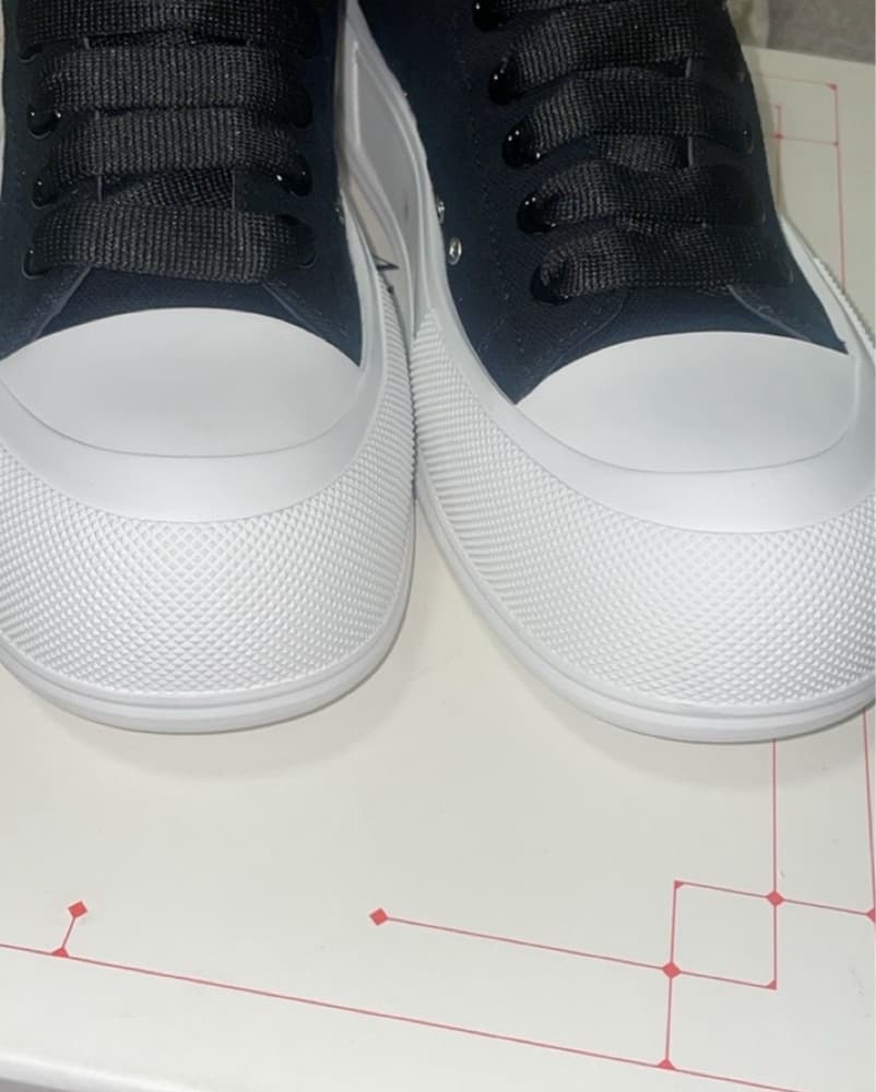 Alexander McQueen Black High-Top Sneaker - Image 2