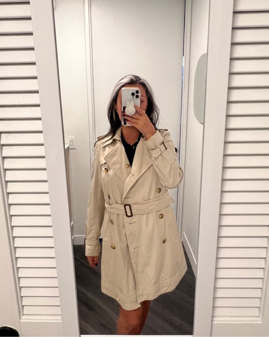 Vintage Burberry Trenchcoat - Image 2