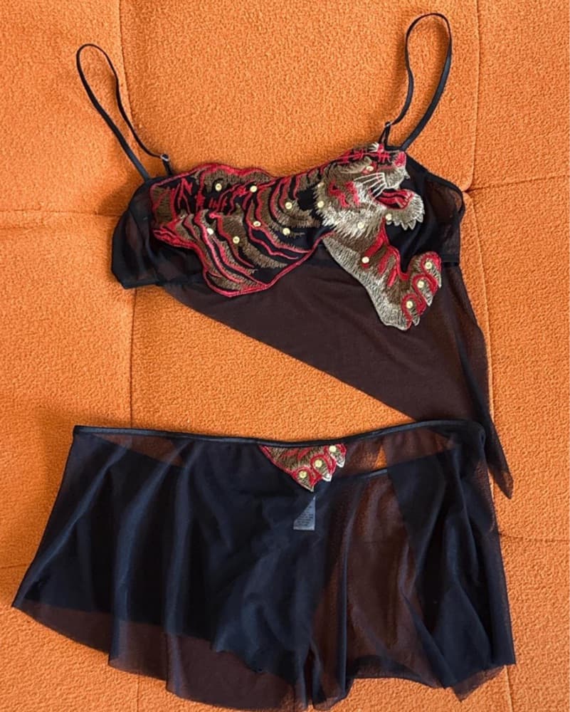 Tiger Embroidered Sequin Sheer Set - Image 2