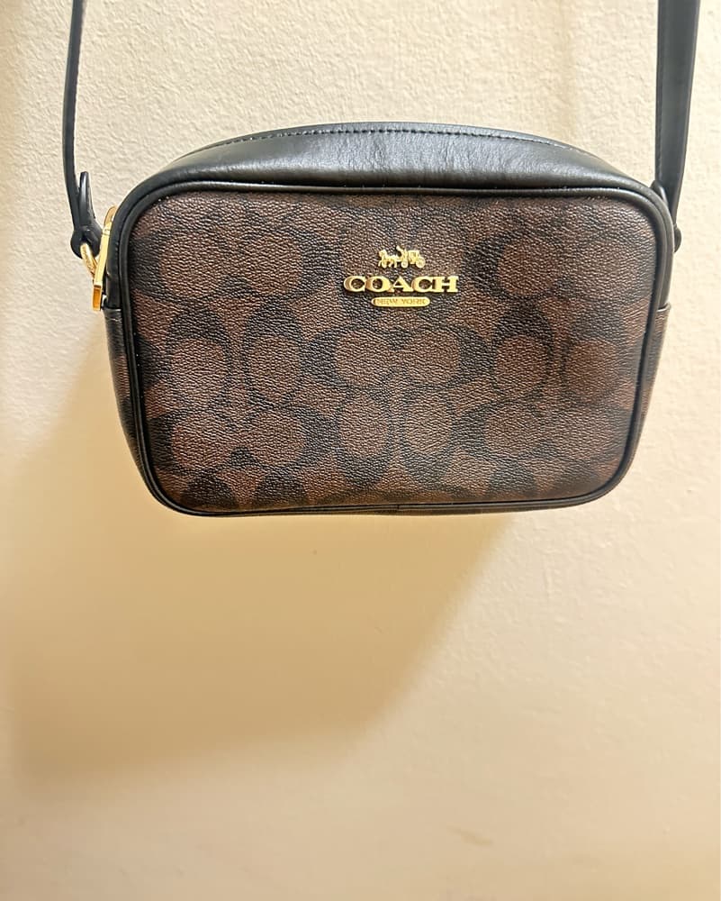 Vintage Original Coach Crossbody Bag - Image 2