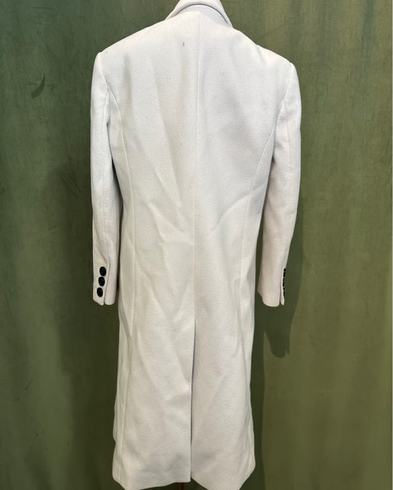 Chic White Wool Coat - Image 4