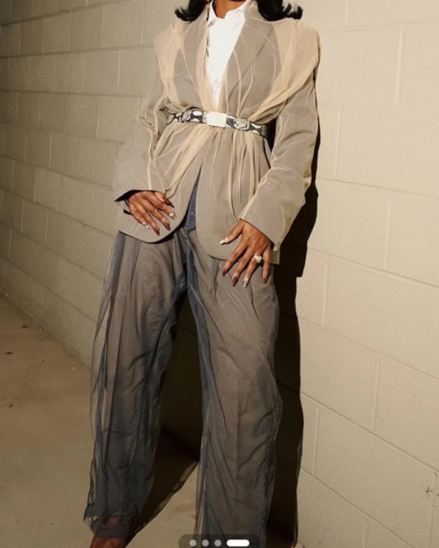Two Piece Hooded Blazer Set - Image 4