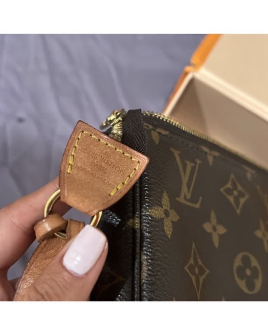 Louis Vuitton Pochette Assessoires - Image 5