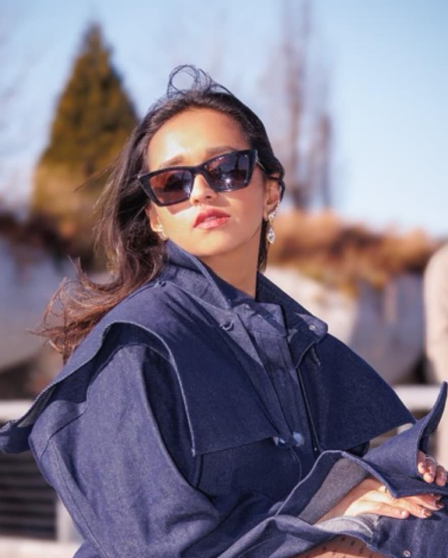 YSL Cat Eye Sunglasses - Image 5