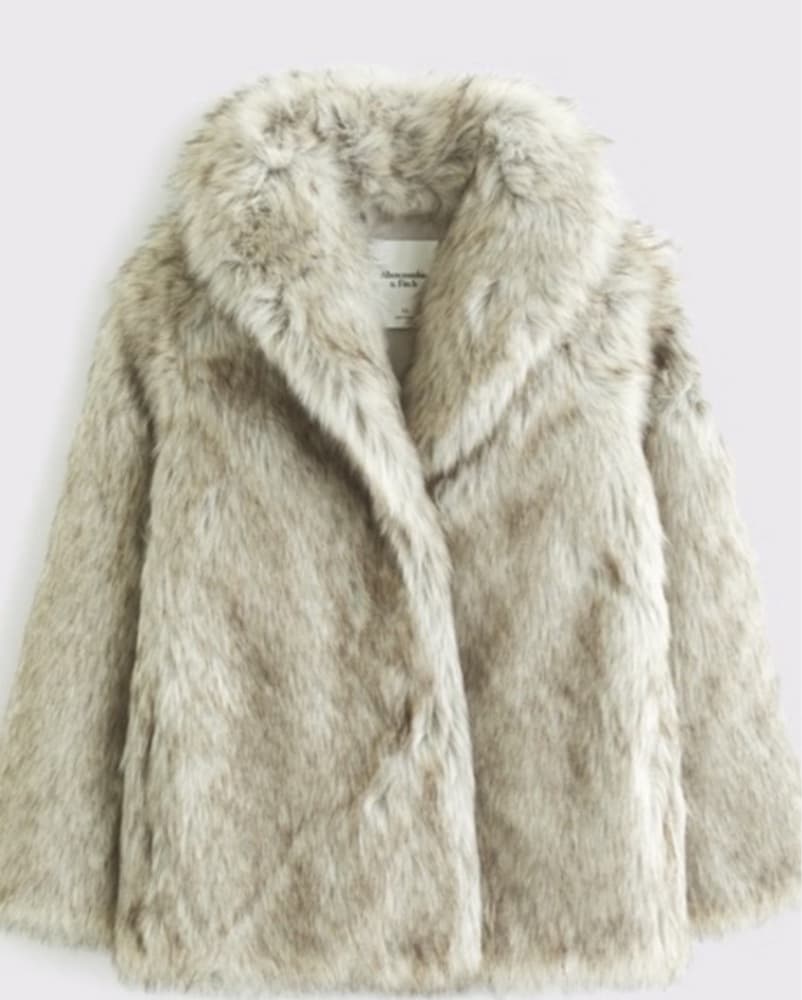 Abercrombie & Fitch Grey Faux Fur Jacket - Image 3