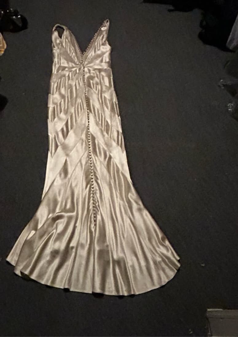 J Mendel White Satin Gown  - Image 3