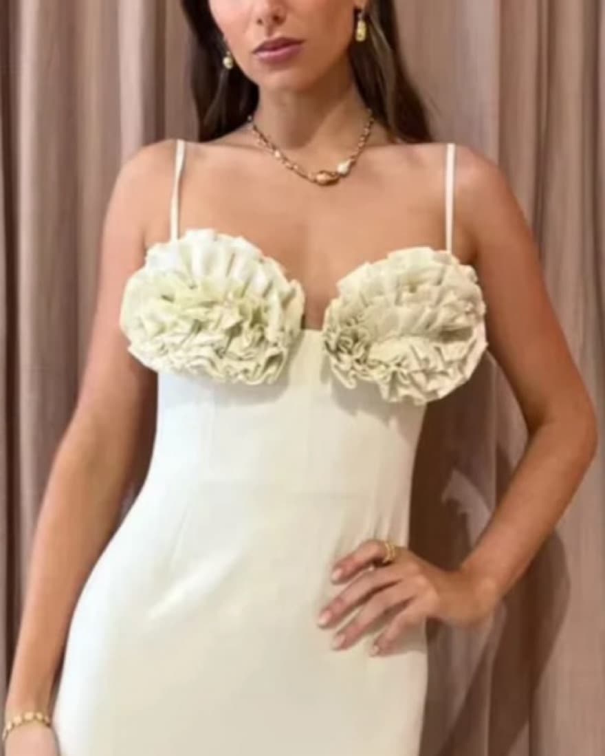 Elegant White Ruffle Gown - Image 4