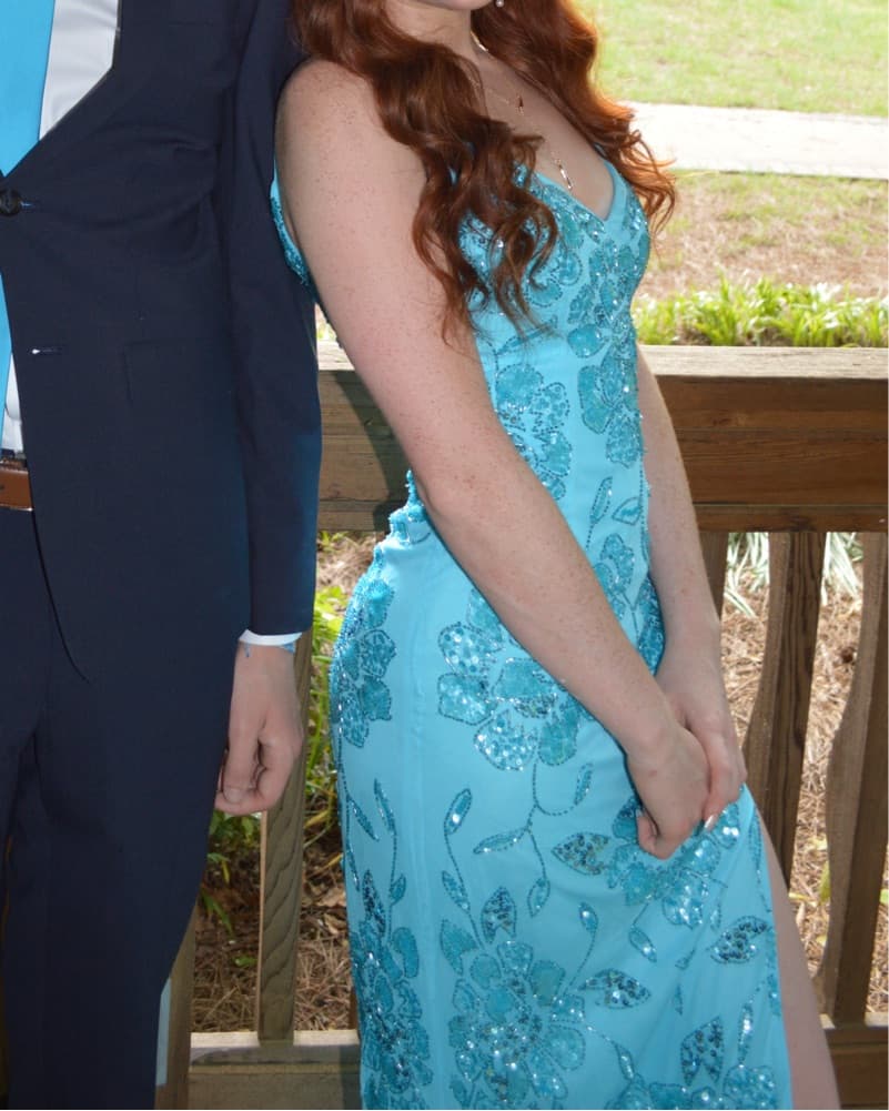 Stunning Sequin Prom Dress - Image 3
