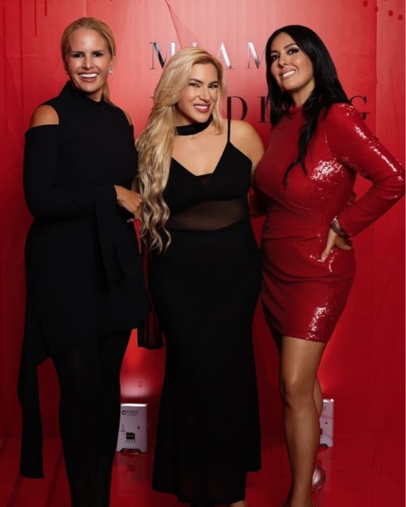 Glamorous Red Sequin Ensemble - Image 3