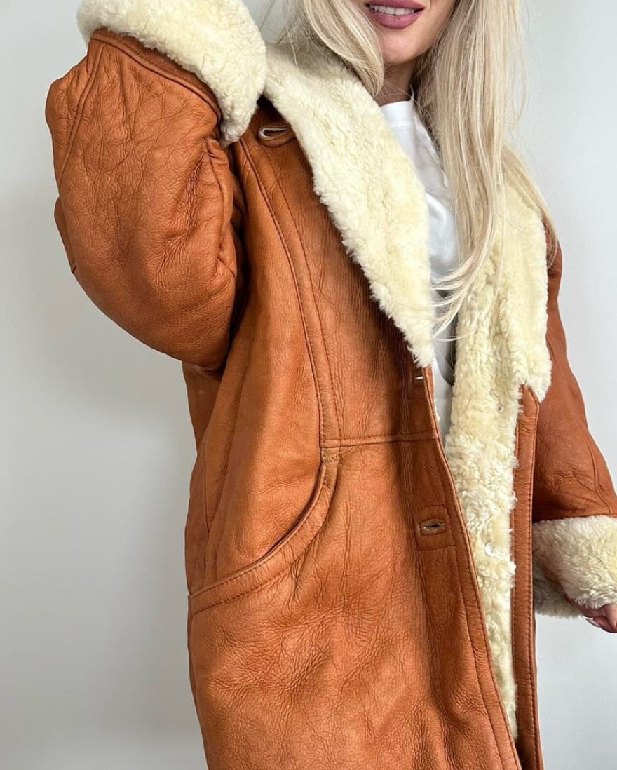 Stunning Vintage Shearling Coat  - Image 3