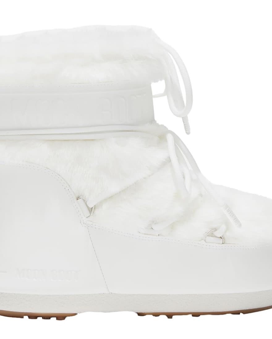 Moon Boots - Image 1