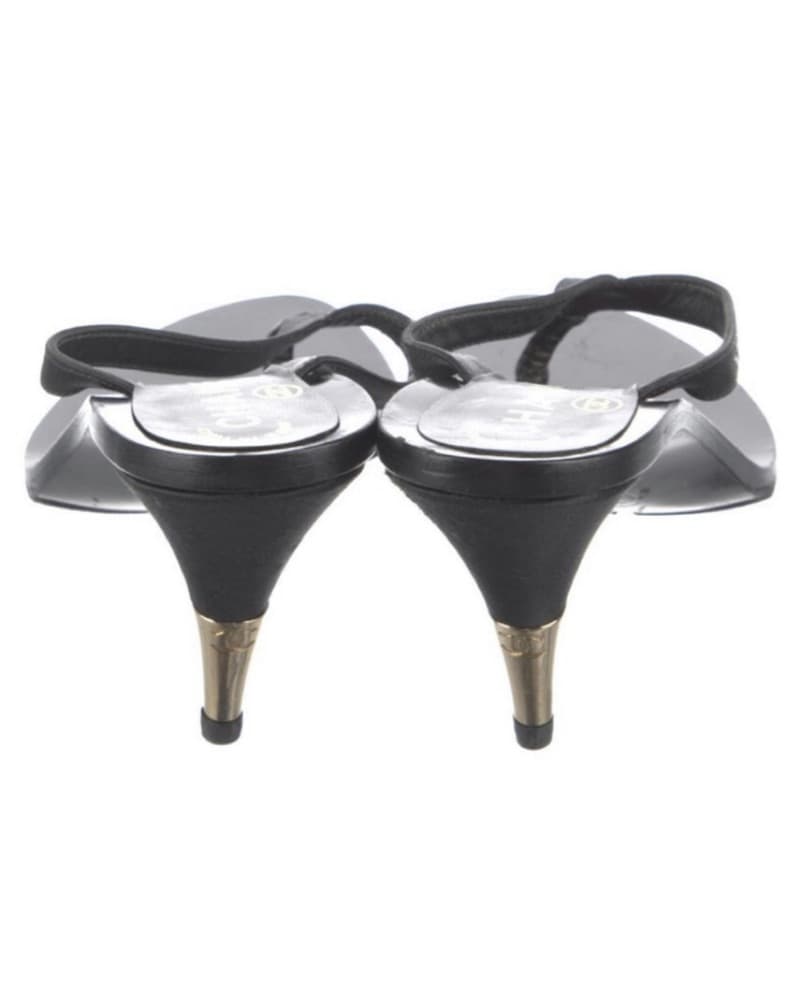 CHANEL Vintage Thong Slides - Image 2