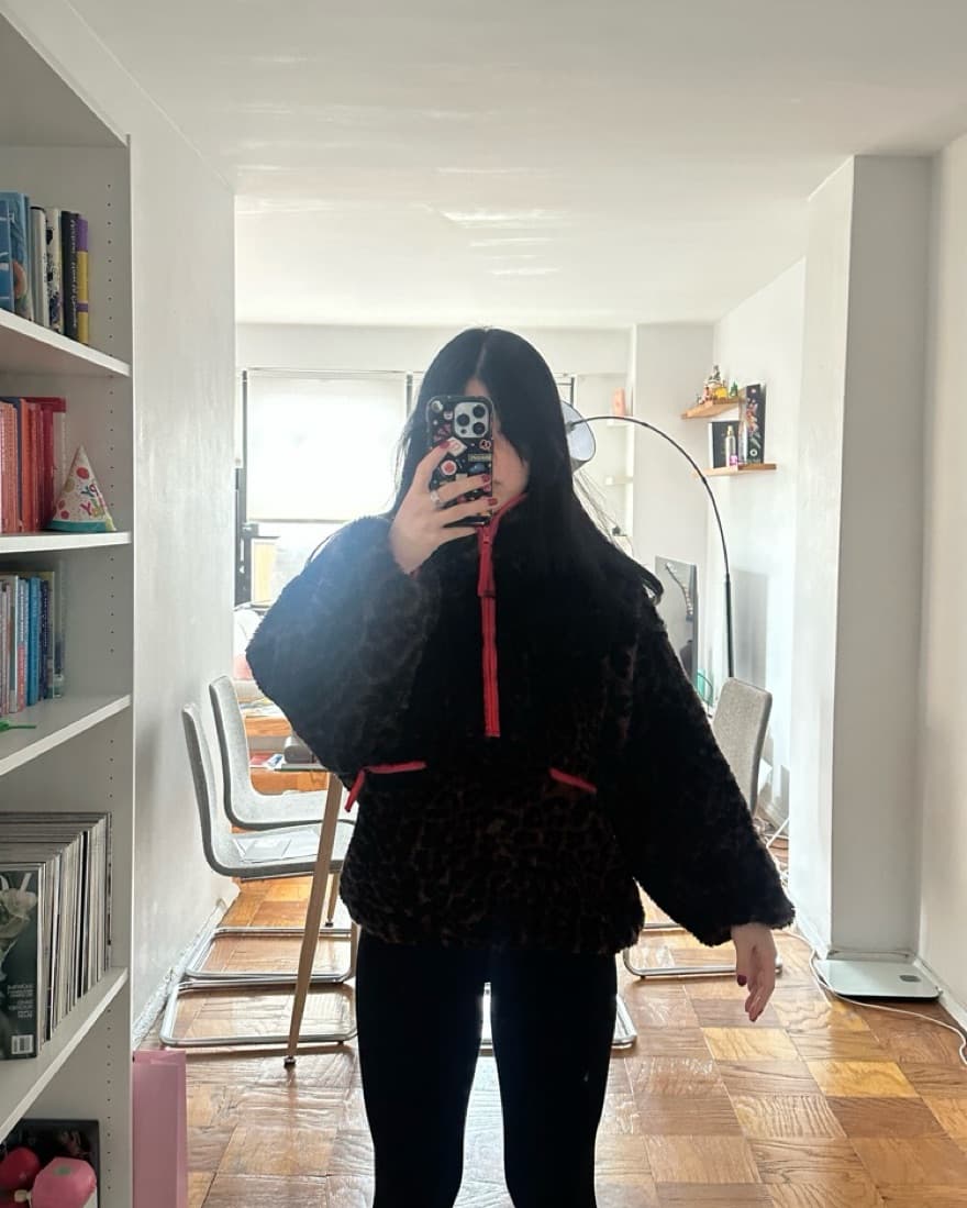 Red & Cheetah Print Sherpa XS/S - Image 4