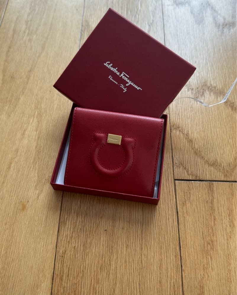 Ferragamo Red Leather Wallet cardholder  - Image 1