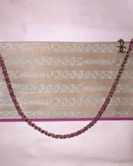 CHANEL carved ponyhide WRISTLET - Image 6