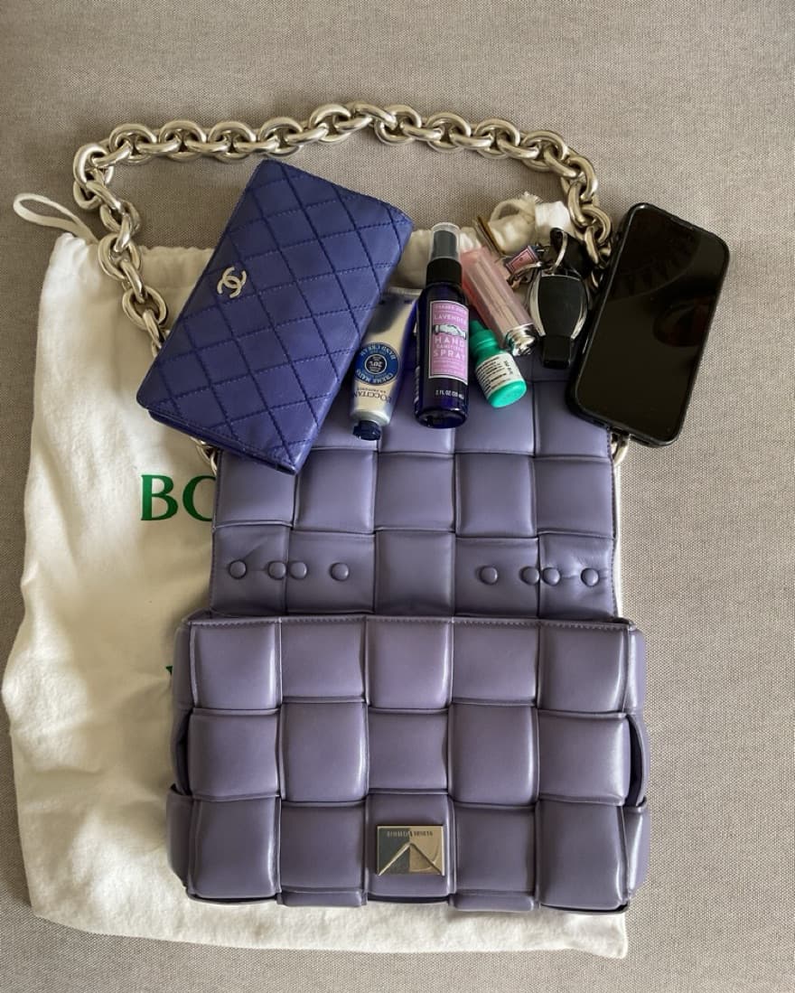 BV Chain Cassette Leather Shoulder Bag - Image 3