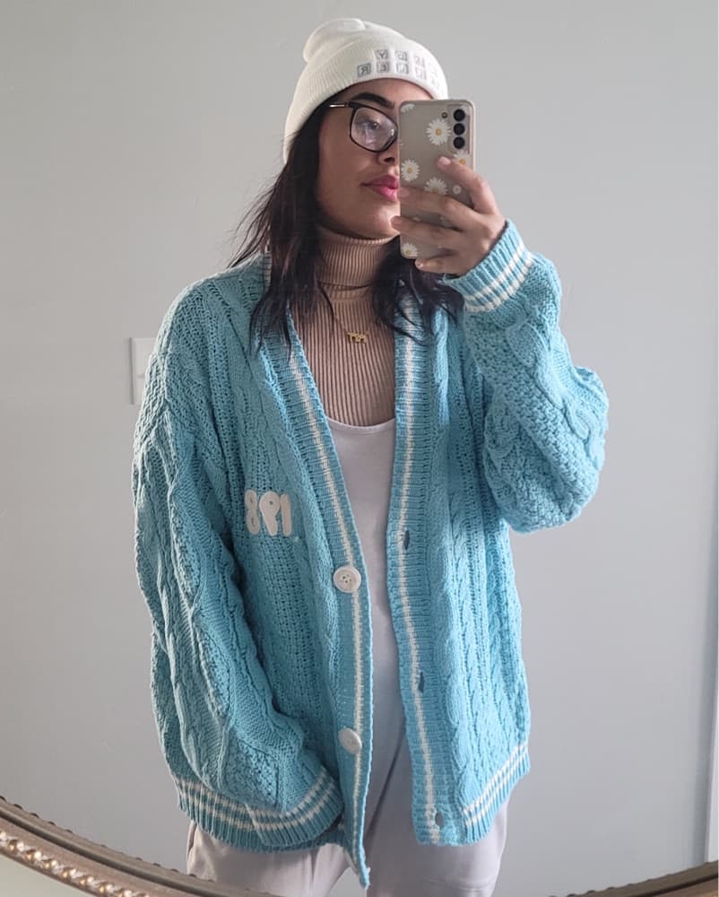 Official Taylor Swift 1989 Cardigan - Image 2