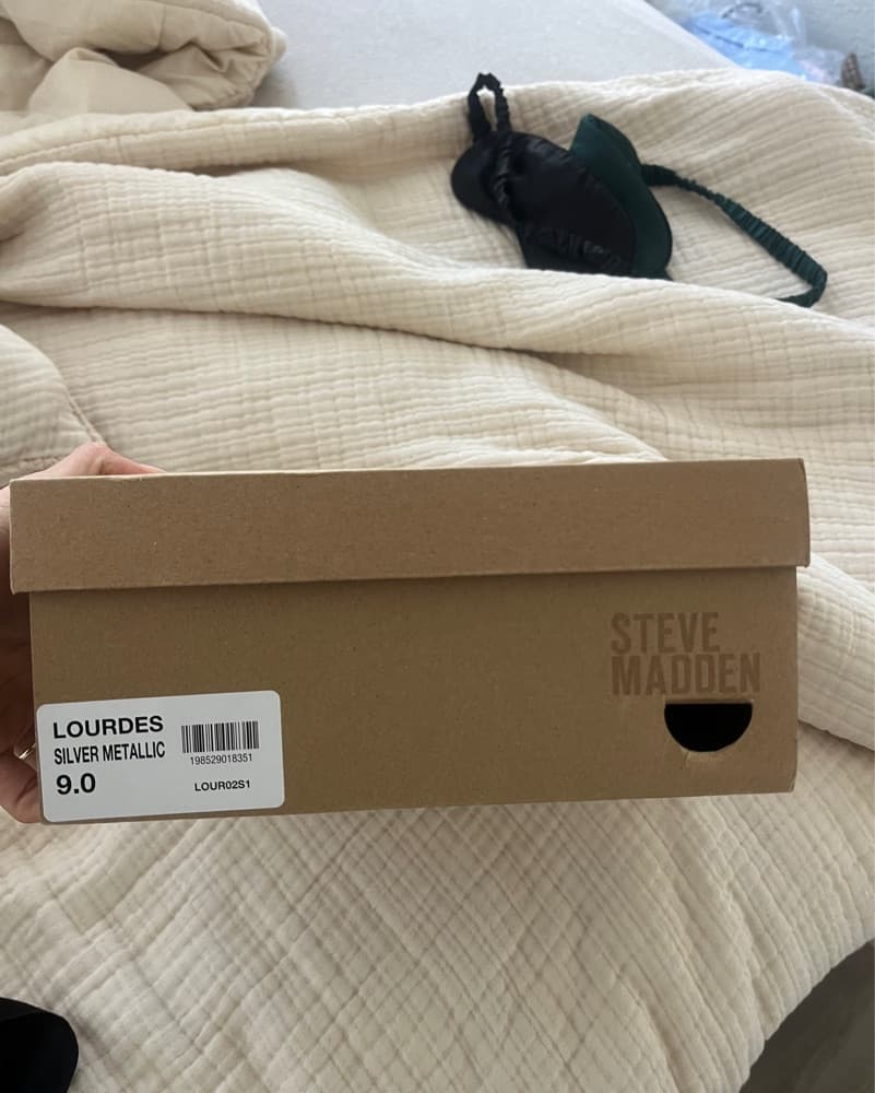 Steve Madden Silver Platform Pumps - Image 4